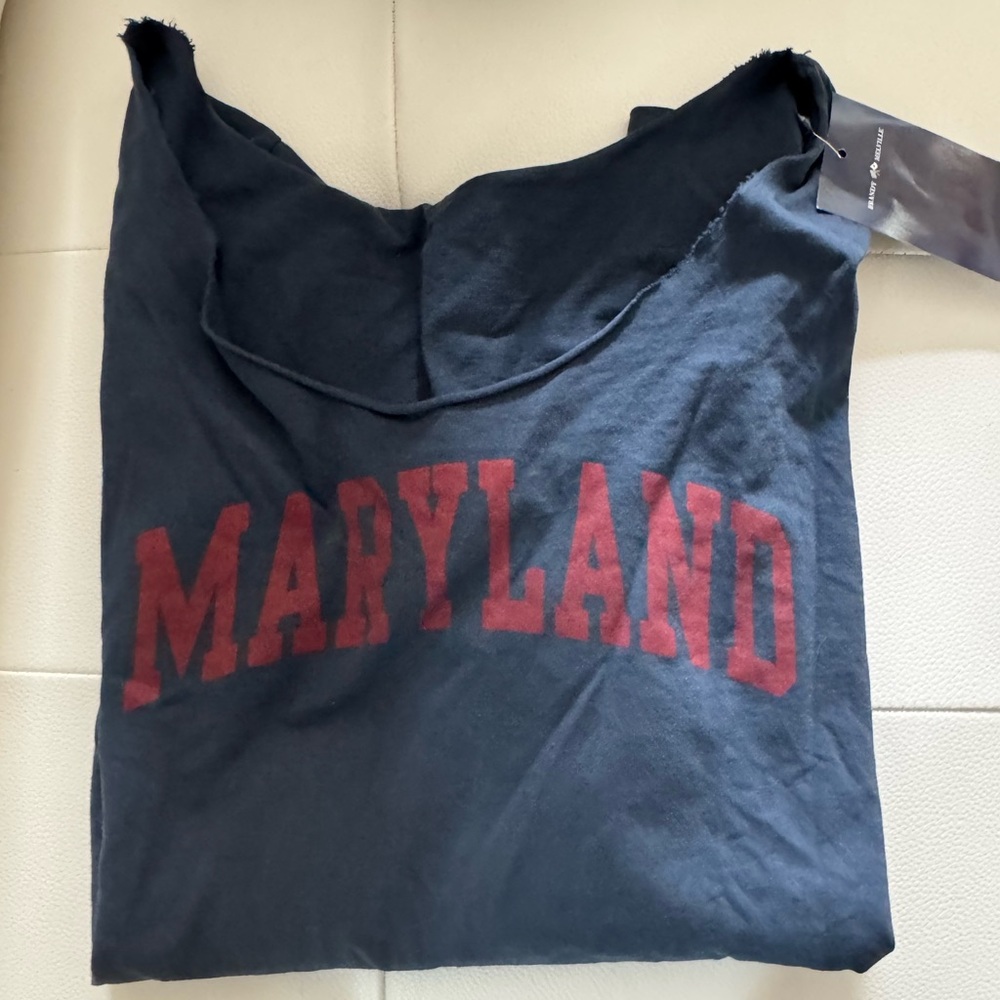 Maryland Graphic Tee in Navy and Red